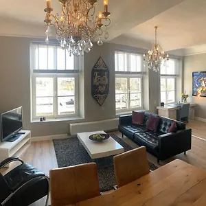 Appartement Aan De Maas, Maastricht